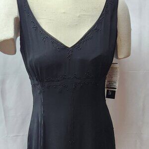 Vintage 90s Jones New York Dress size 8 Black V Neck Silk Beaded